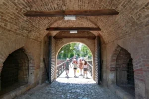 tour-altstadt-festung-von-belgrad-karadjordjes-tor Festung von Belgrad, Unterstadt. Karadjordjes Tor