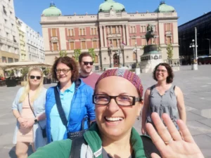 Belgrad Altstadt Tour, Stadtführerin Slavica Jovanovic begrüßt die Gäste am Tourbeginn