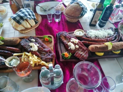 tagesausflug-serbien-donau-eisernes-tor-restaurant-mittagessen tagesausflug-serbien-donau-eisernes-tor-restaurant-mittagessen