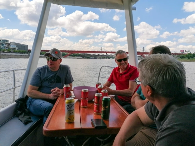 Bootstour auf Save und Donau mit einzigartigem Blick auf die Stadt.
Dauer: 1,5–2 Stunden